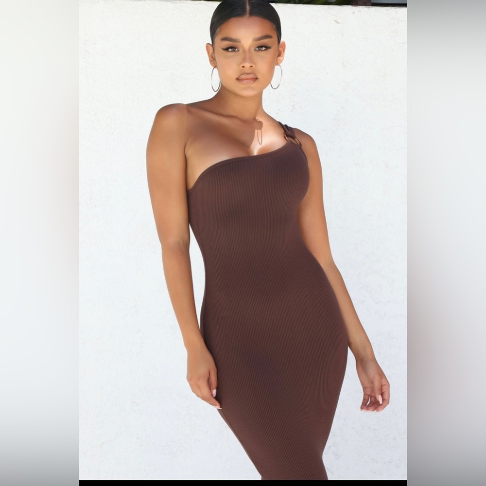 💥 Brand New💥- Snatched MIDI Dress- Chocolate